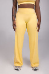 Wide-leg Yoga Pants